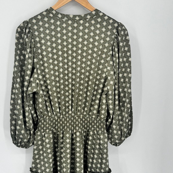Robbie‎ Bee Geometric Green Tiered Midi Dress Smocked Lantern Est. sz Small - Picture 5 of 10